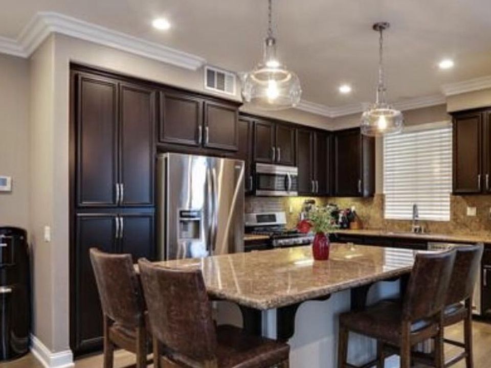 1st image of 3648 W Chapman Ln