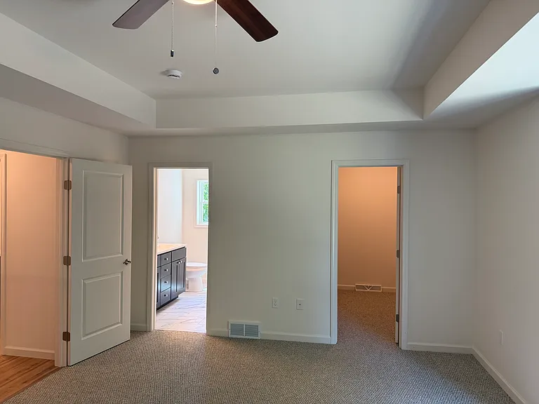 492 Clifton Park Center Rd #A — Photo 8