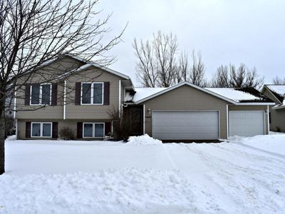 1291 Bellflower Ln NE, Owatonna, MN, 55060