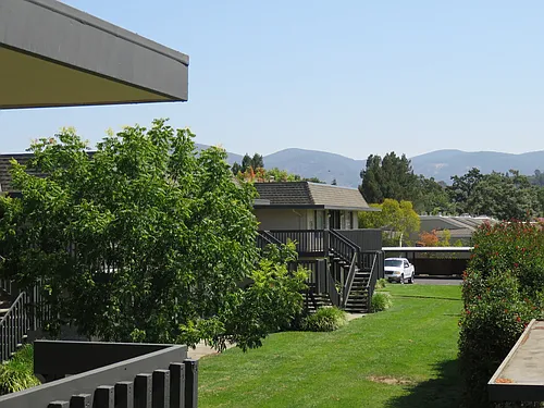 GLEN VIEW APARTMENTS Photo 1