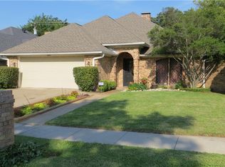 1601 High Crest Ct, Irving, TX 75061