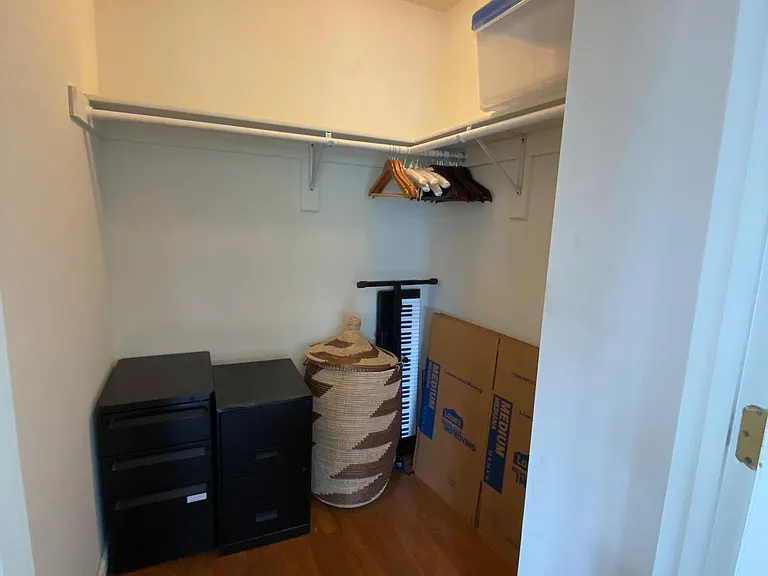 121 Chariot Ct — Photo 6