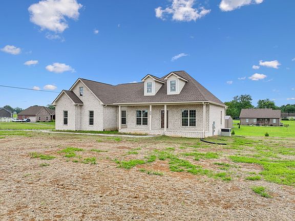 2nd image of 175 Cheney Ln