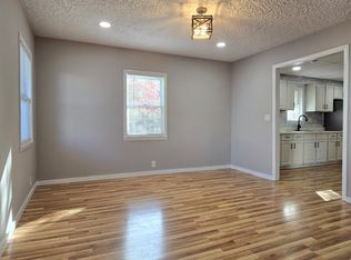 3 Pearl St #1, Webster, MA 01570