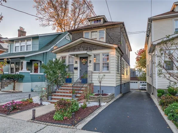 27 Lee Avenue, Yonkers, NY 10705