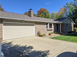 19090 Dreamwood Dr, Dalton, OH 44618