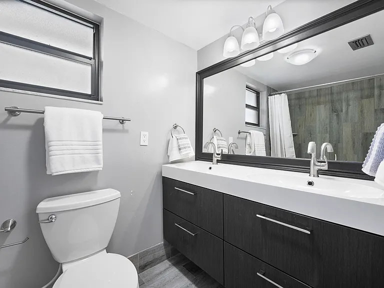 11863 Wimbledon Cir #543 — Photo 9