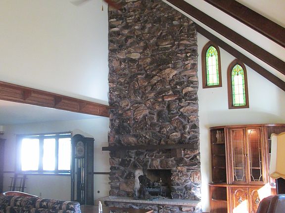 Great Room 2 story Fireplace