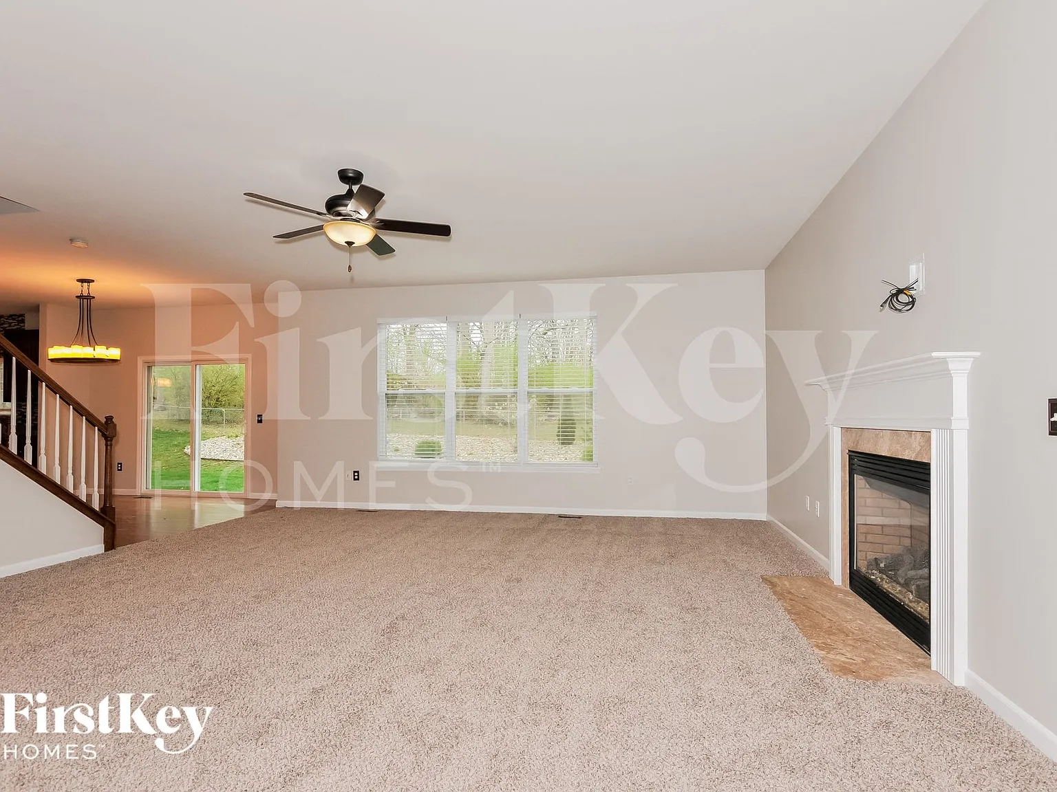 4 bed, 2.5 bath, 3056 sqft, $2,850 — Photo 3