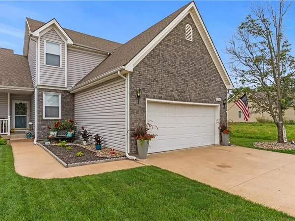 1316 N 158th Ct, Basehor, KS 66007