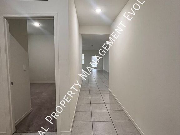 4th image of 9620 W Raymond St