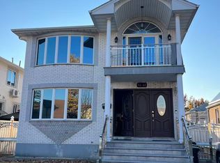 5332 192nd St FLOOR 1, Fresh Meadows, NY 11365