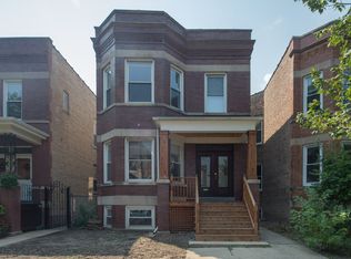 2213 W Addison St #G, Chicago, IL 60618