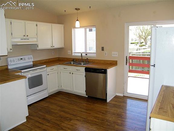 2nd image of 5425 Mosca Pass Ct