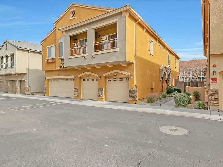 2150 W Alameda Rd #2123 — Photo 2