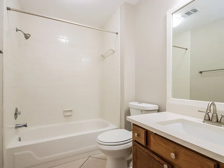 5015 Cupids Bower Ct — Photo 16