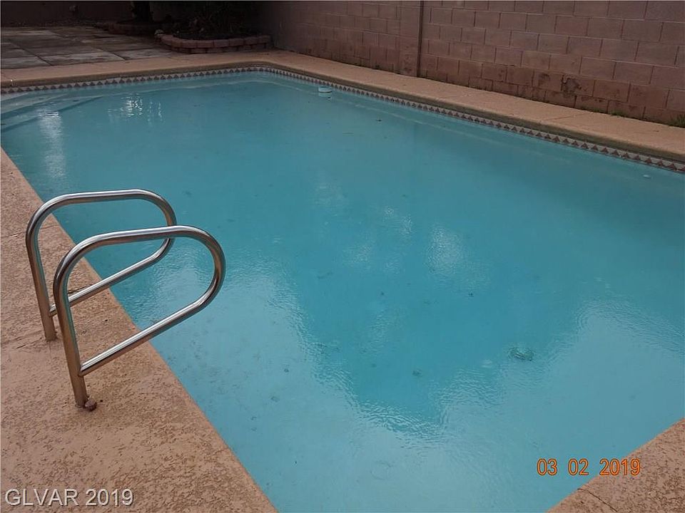 1st image of 1700 Starbuck Dr