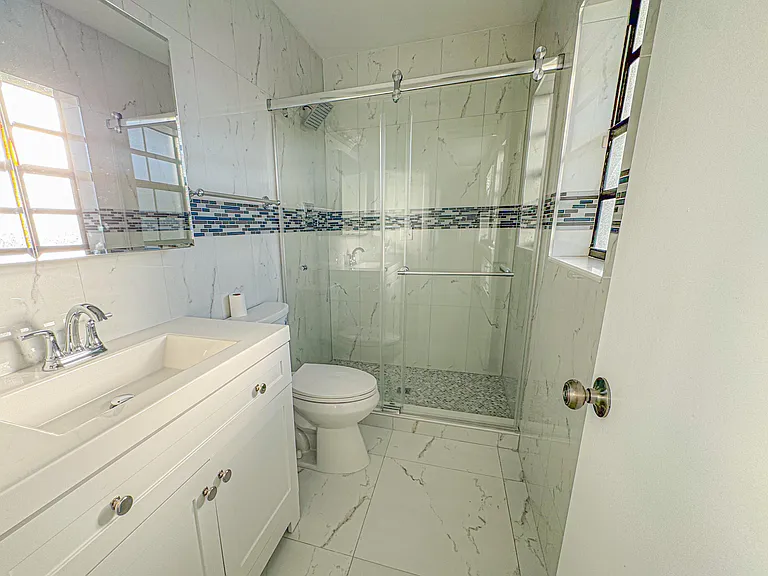10687 Royal Palm Blvd — Photo 7