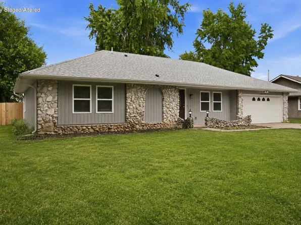 3815 S Queens Court, Springfield, MO 65807