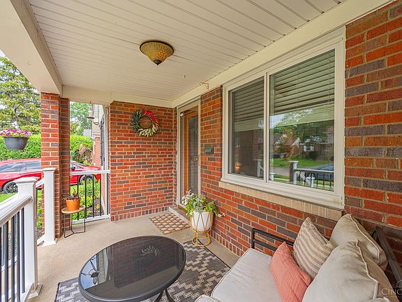 5th image of 3810 N Broadlawn Cir