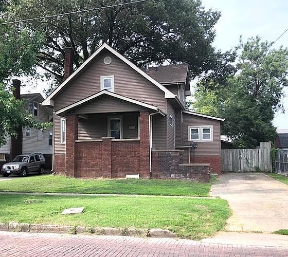 1st image of 306 W Raymond St