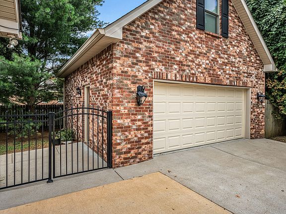 4th image of 1819 Bridget Dr