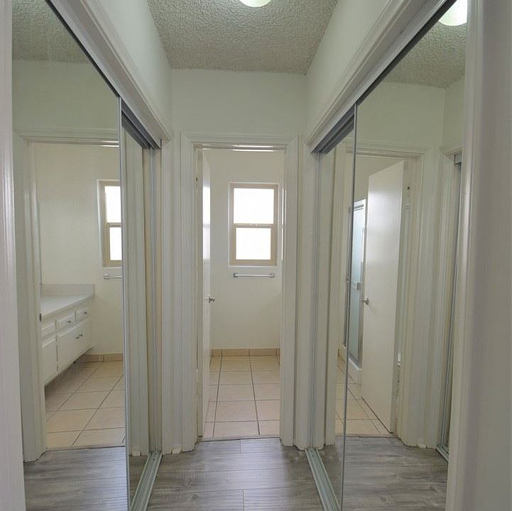 1st image of 5036 Coldwater Canyon Ave APT 103