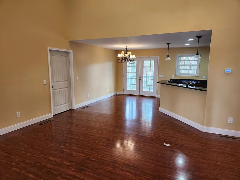 223 Varnes Ln — Photo 15