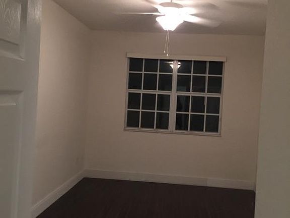 3rd image of 2995 NW 30th Pl