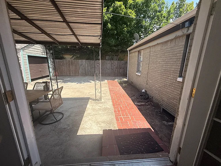 3105 NW 21st St — Photo 29