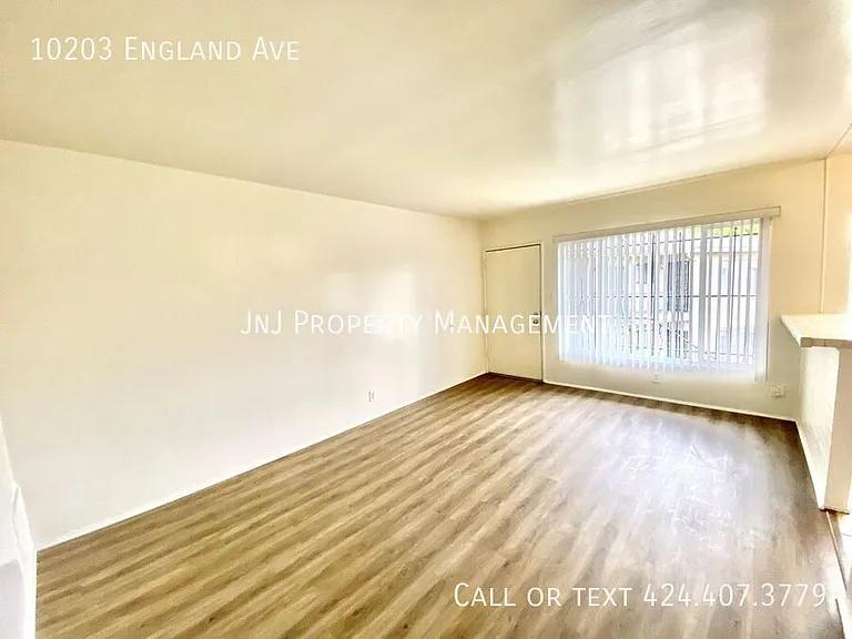 10203 England Ave — Photo 9