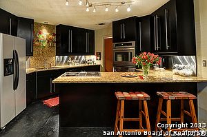 3rd image of 15227 Sunset Grv