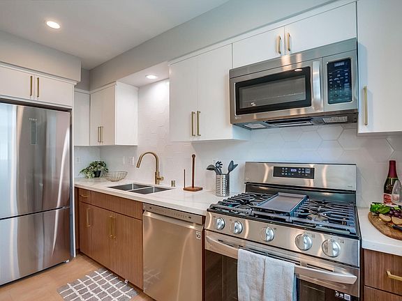 5th image of 4820 S Slauson Ave #4822-1/2