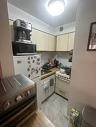 Rented by Eric Goodman Realty Corp