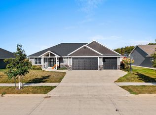 2891 Sussex Rd, Green Bay, WI 54311