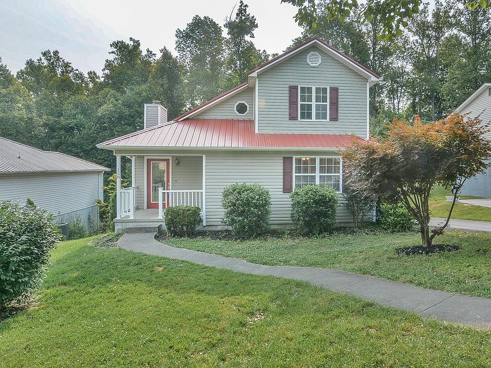 1st image of 158 Village Ln
