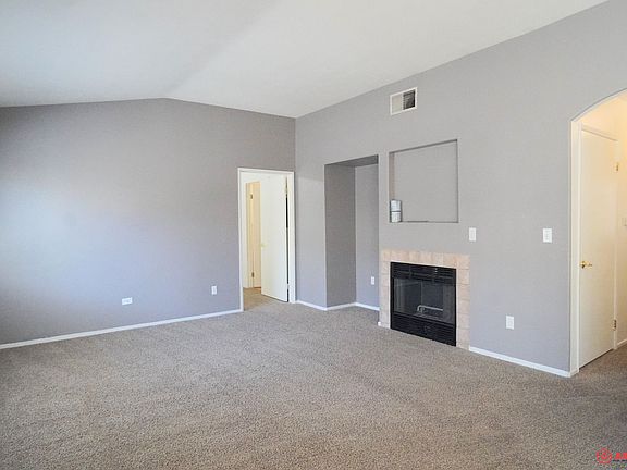 4th image of 4307 Pebble Creek Dr APT D