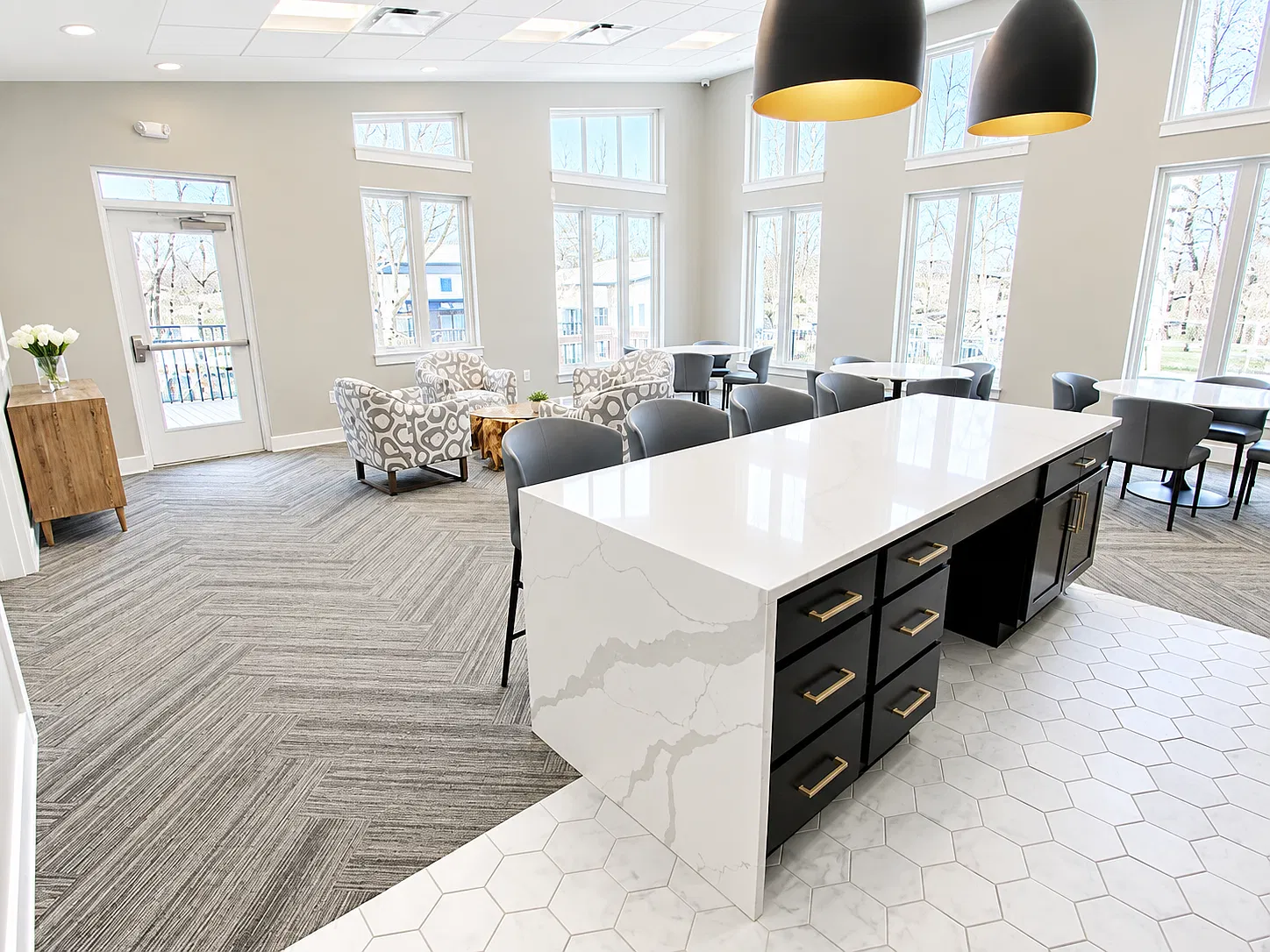 Waldorf Park Apartments — Photo 3
