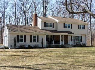 103 Greenbrier Rd, Trumbull, CT 06611