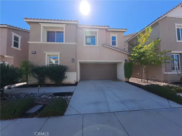 24251 Lilac Ln, Lake Elsinore, CA 92532