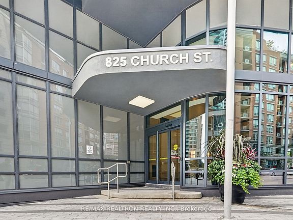 4th image of 825 Church St #912