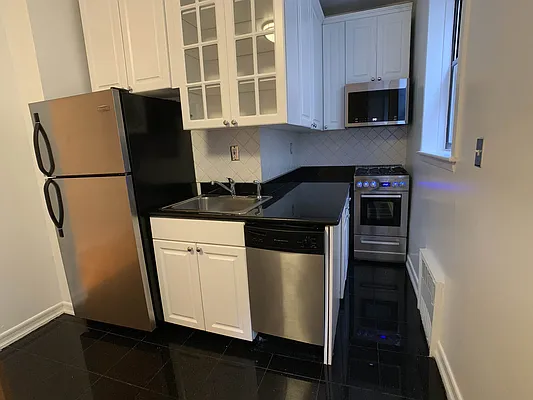 Rented by Tourma Realty LLC | media 12