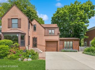 5032 Morse Ave, Skokie, IL 60077