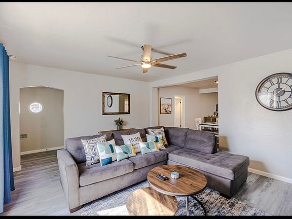 4th image of 318 W Florinda St APT A