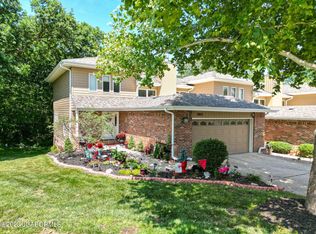 3413 E Saint Charles Rd, Columbia, MO 65201