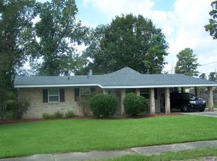 2181 S Woodcrest Ave, Denham Springs, LA 70726