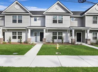 212 Garbon Dr, Summerville, SC 29485