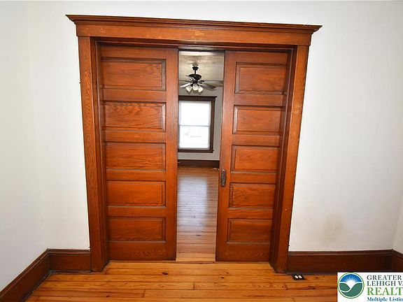 5th image of 63 E Broad St