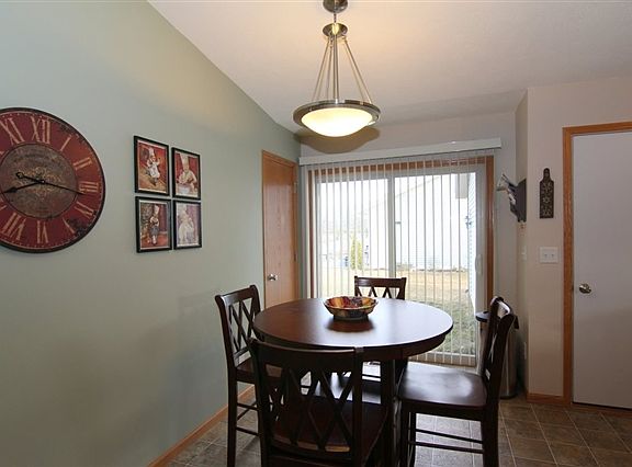 4th image of 1312 Savannah Woods Dr