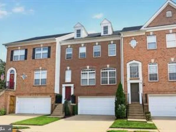 7332 Hampton Manor Pl, Springfield, VA 22150